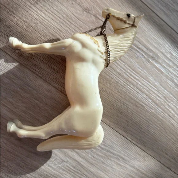 Breyer Cream Horse Figurine with Gold Accents - Picture 3 of 3